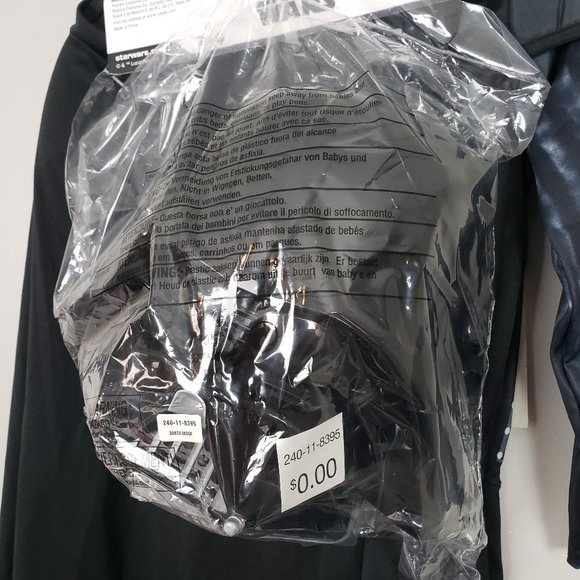 Star Wars Darth Vader Disney Costume NEW Size 4/6 - Picture 5 of 5